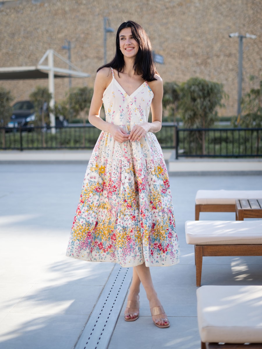 Women's Tiered Floral Midi Dress — view 1